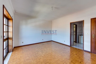 Moradia T5 para Venda em Gondomar (São Cosme), Valbom e Jovim