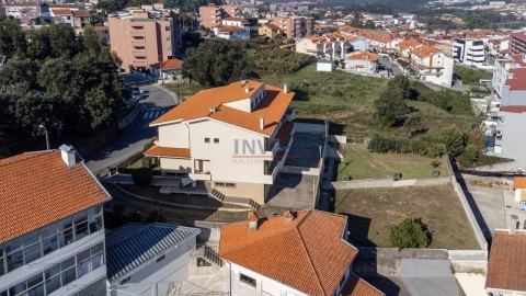 Moradia T5 para Venda em Gondomar (São Cosme), Valbom e Jovim