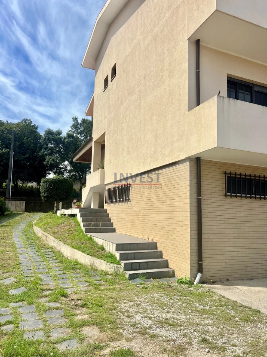 Moradia T5 para Venda em Gondomar (São Cosme), Valbom e Jovim Foto 7