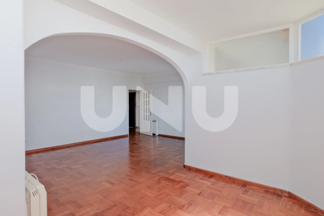 Apartamento T3 para Venda em Rio de Mouro Foto 13