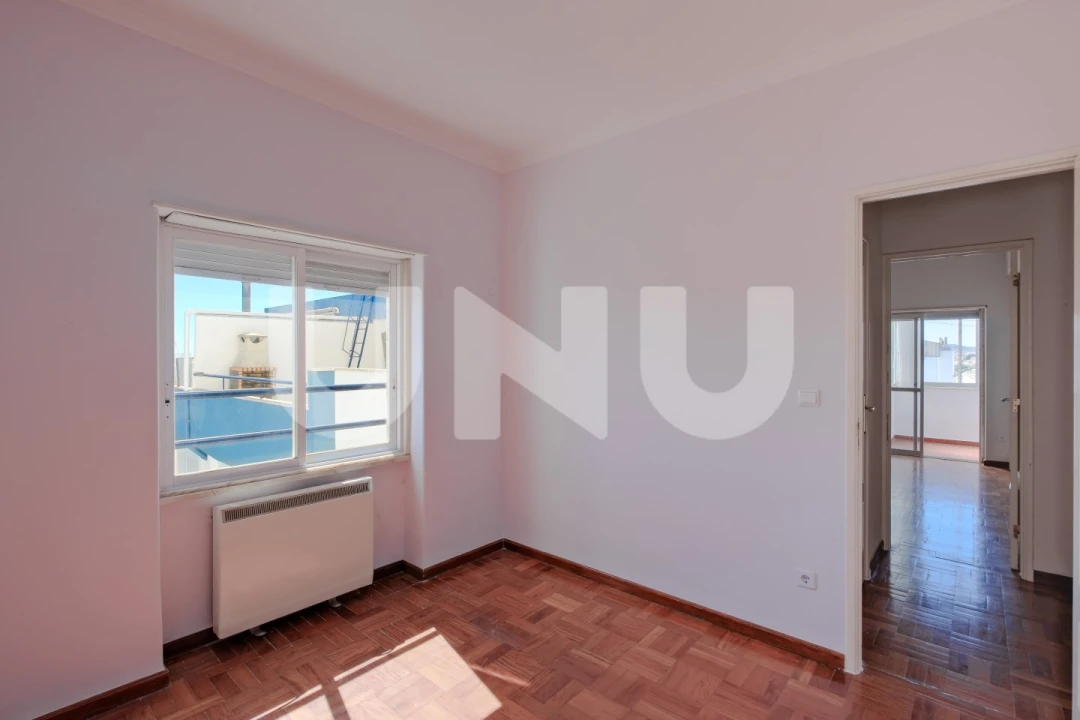 Apartamento T3 para Venda em Rio de Mouro Foto 25