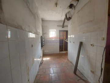 Negócio para Venda em Nossa Senhora da Conceição e São Bartolomeu