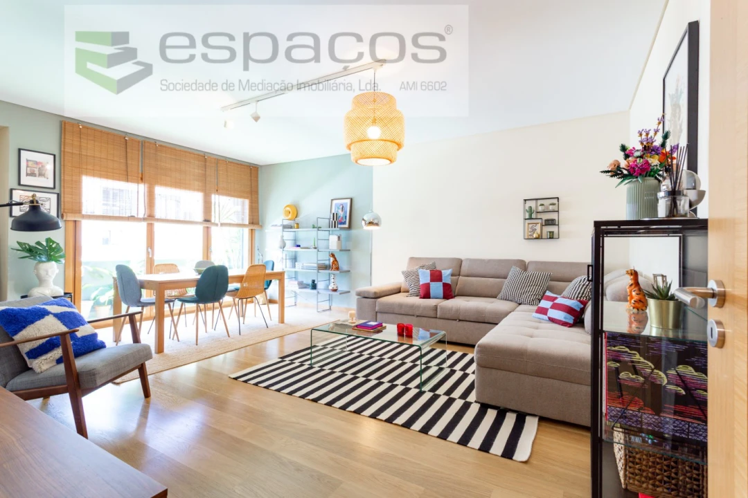 Apartamento T3 para Venda em Santa Iria de Azoia, São João da Talha e Bobadela Foto 7