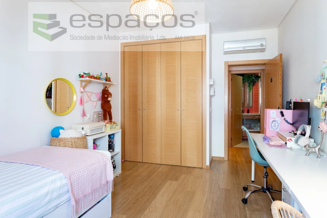 Apartamento T3 para Venda em Santa Iria de Azoia, São João da Talha e Bobadela Foto 25
