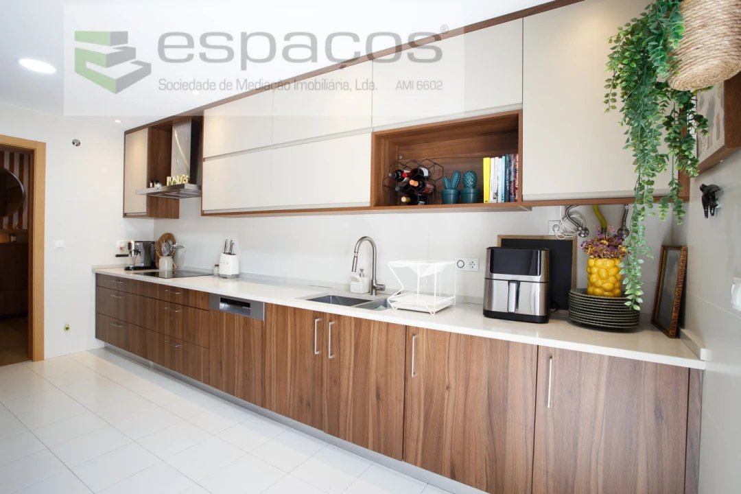 Apartamento T3 para Venda em Santa Iria de Azoia, São João da Talha e Bobadela Foto 1