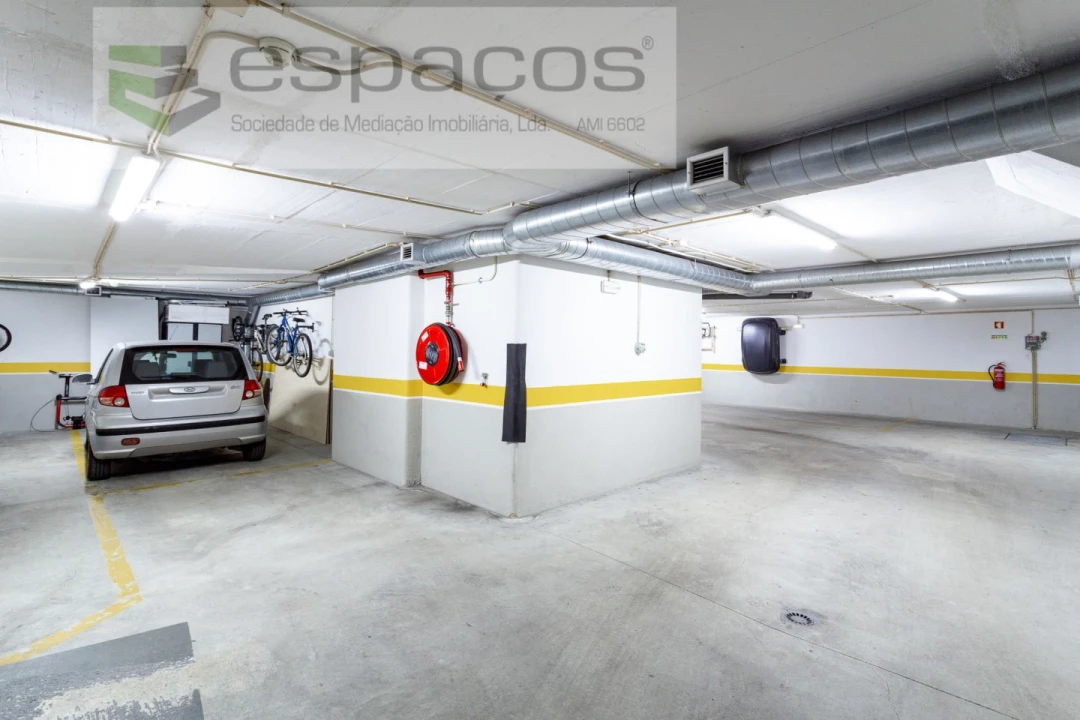 Apartamento T3 para Venda em Santa Iria de Azoia, São João da Talha e Bobadela Foto 27