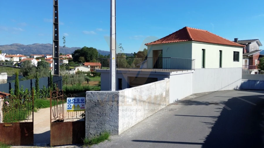 Moradia T3 para Venda em Fontão Foto 36