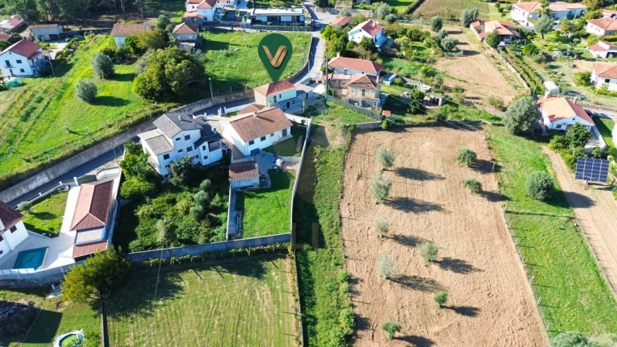 Moradia T3 para Venda em Fontão Foto 39