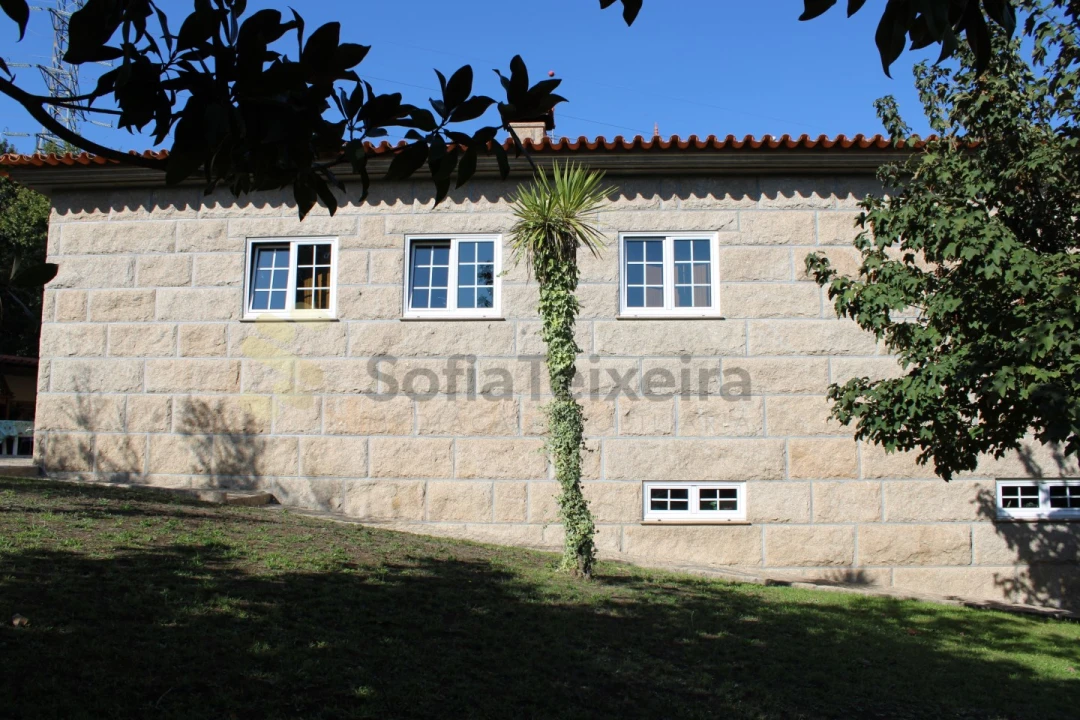 Moradia T3 para Venda em Avessadas e Rosém Foto 11