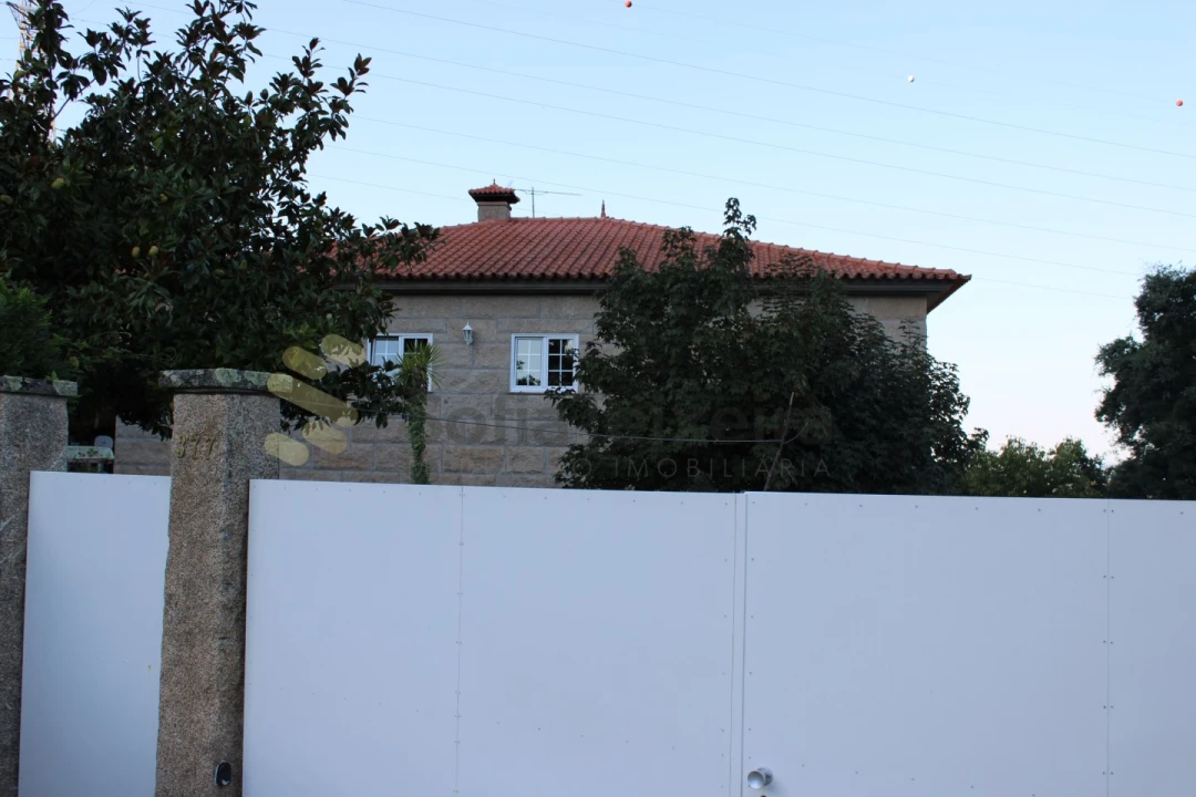 Moradia T3 para Venda em Avessadas e Rosém Foto 16