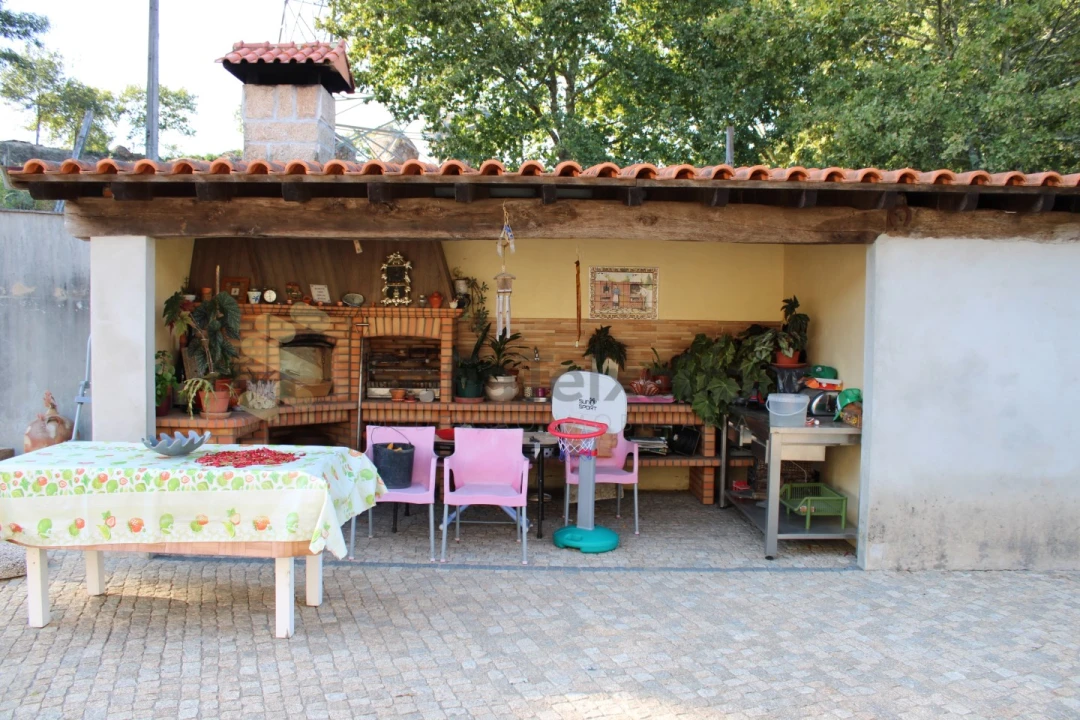 Moradia T3 para Venda em Avessadas e Rosém Foto 38