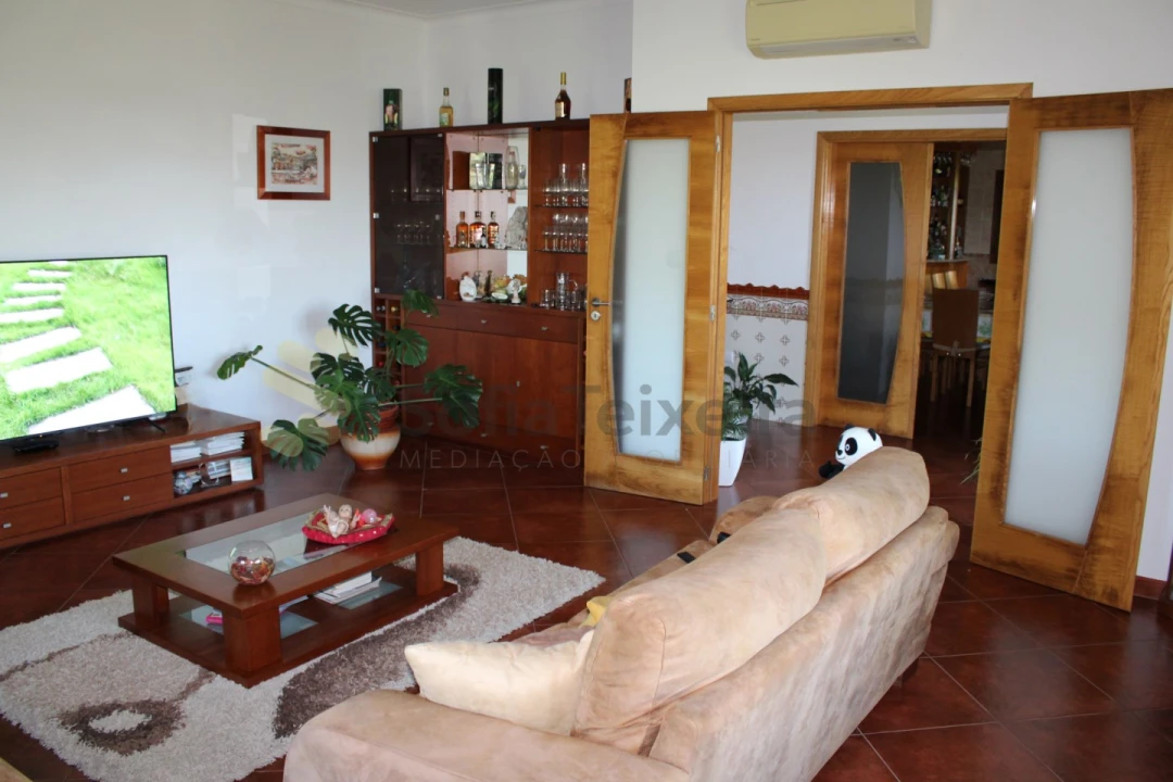 Moradia T3 para Venda em Avessadas e Rosém Foto 31