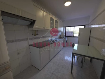 Apartamento T3 para Venda em Algueirão-Mem Martins