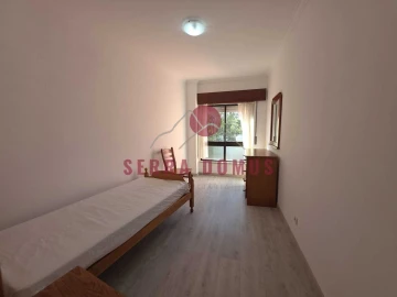 Apartamento T3 para Venda em Algueirão-Mem Martins