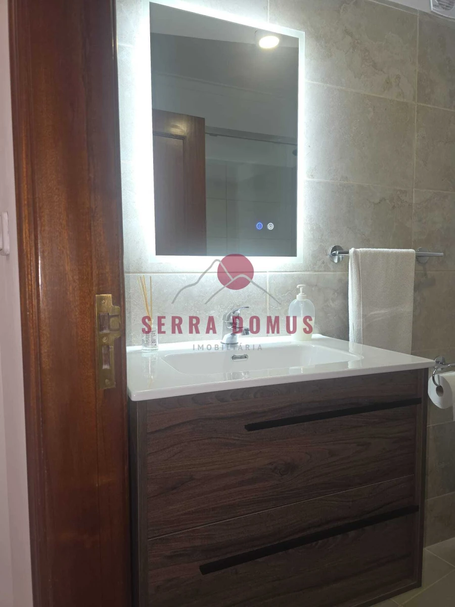 Apartamento T3 para Venda em Algueirão-Mem Martins Foto 13