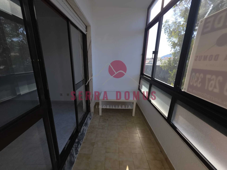 Apartamento T3 para Venda em Algueirão-Mem Martins Foto 3