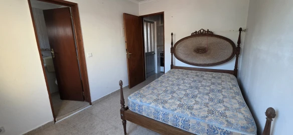 Apartamento T2 para Venda em Campolide