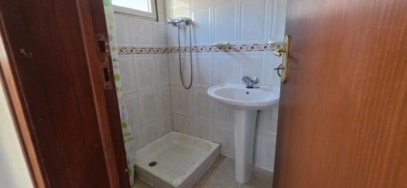 Apartamento T2 para Venda em Campolide