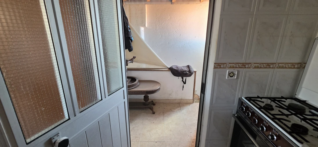 Apartamento T2 para Venda em Campolide Foto 13