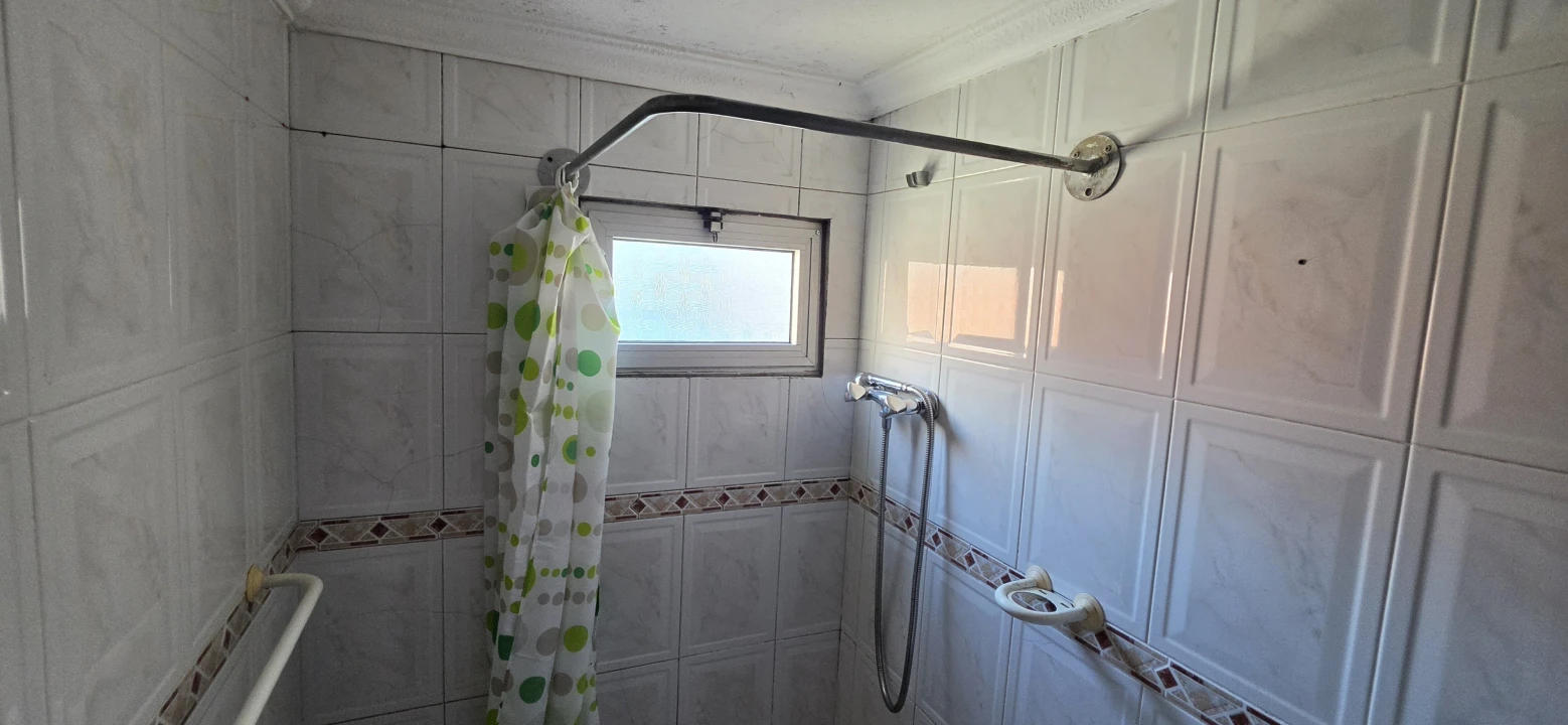 Apartamento T2 para Venda em Campolide Foto 12