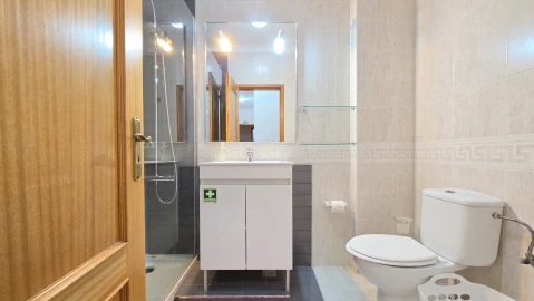 Apartamento T2 para Venda em Atouguia da Baleia