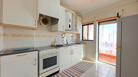 Apartamento T2 para Venda em Atouguia da Baleia