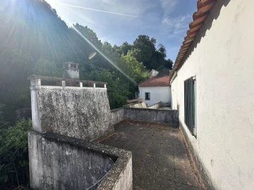 Moradia T2 para Venda em Brotas
