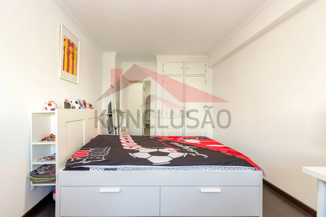 Apartamento T3 para Venda em Póvoa de Santa Iria e Forte da Casa Foto 20