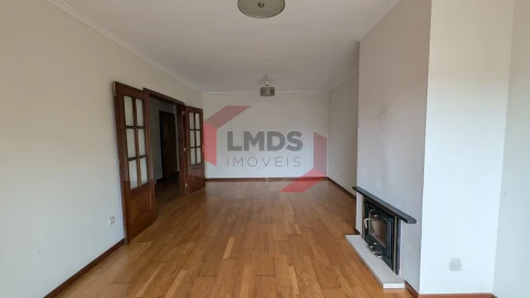 Apartamento T1 para Venda em Gondomar (São Cosme), Valbom e Jovim