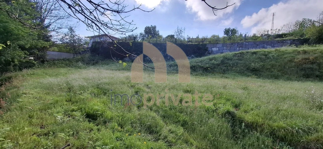 Terreno para Venda em Vilarinho Foto 6
