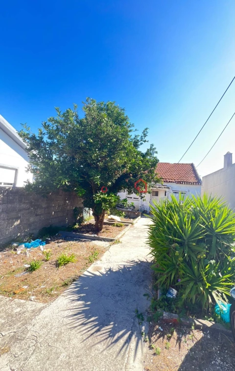 Moradia T2 para Venda em Marinha Grande