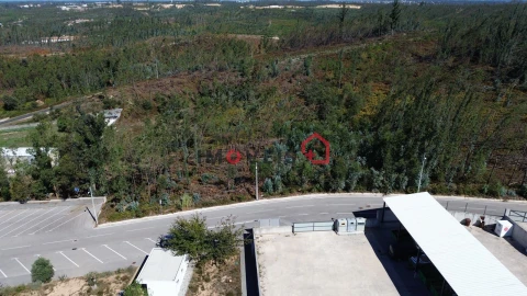 Terreno para Venda em Colmeias e Memória