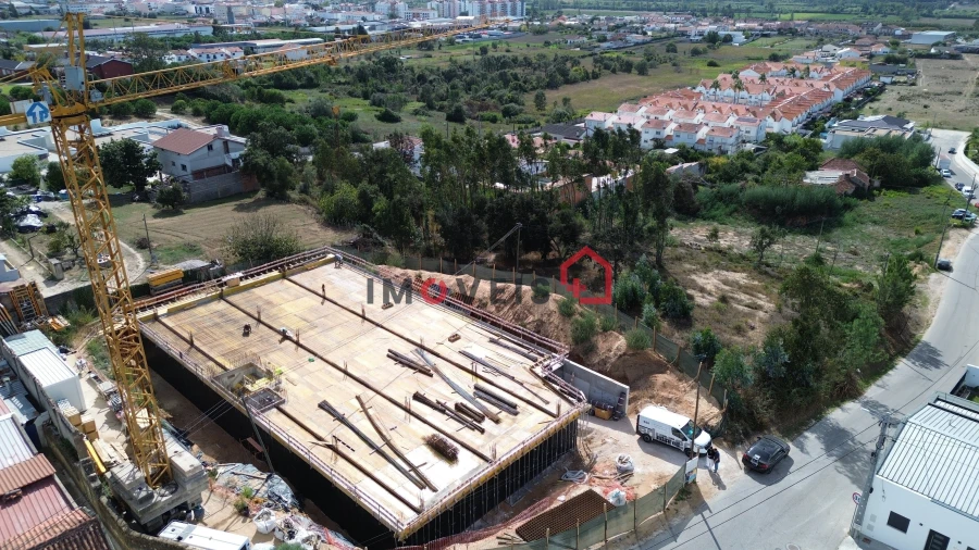 Apartamento T2 para Venda em Marrazes e Barosa Foto 3