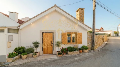 Moradia T1 para Venda em Sesimbra (Castelo)