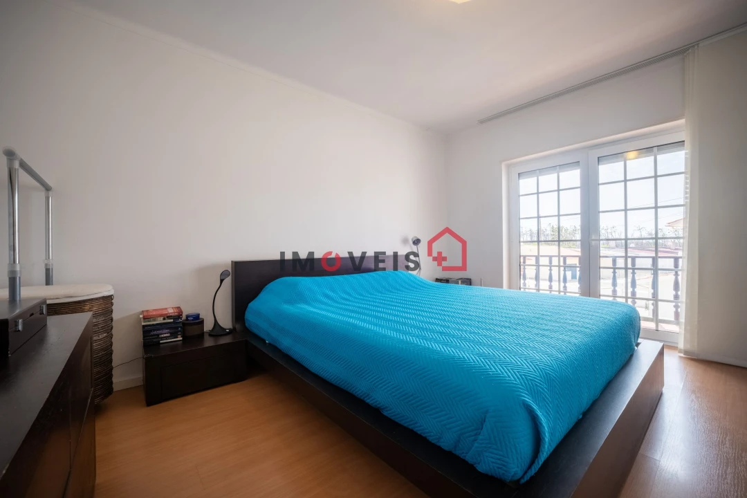 Apartamento T2 para Venda em Marinha Grande Foto 13