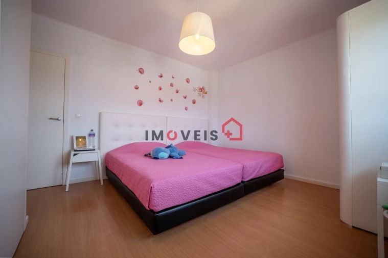 Apartamento T2 para Venda em Marinha Grande Foto 14