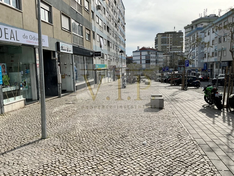 Apartamento T2 para Venda em Odivelas Foto 5