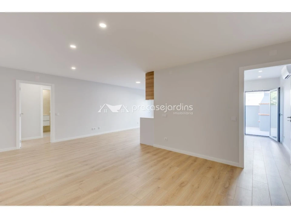 Apartamento T2 para Venda em Marrazes e Barosa Foto 18