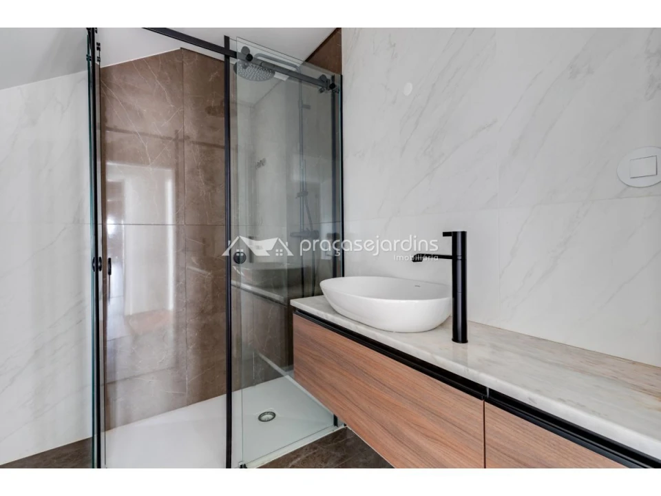 Apartamento T3 para Venda em Leiria, Pousos, Barreira e Cortes Foto 20
