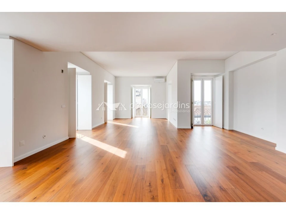 Apartamento T3 para Venda em Leiria, Pousos, Barreira e Cortes Foto 2