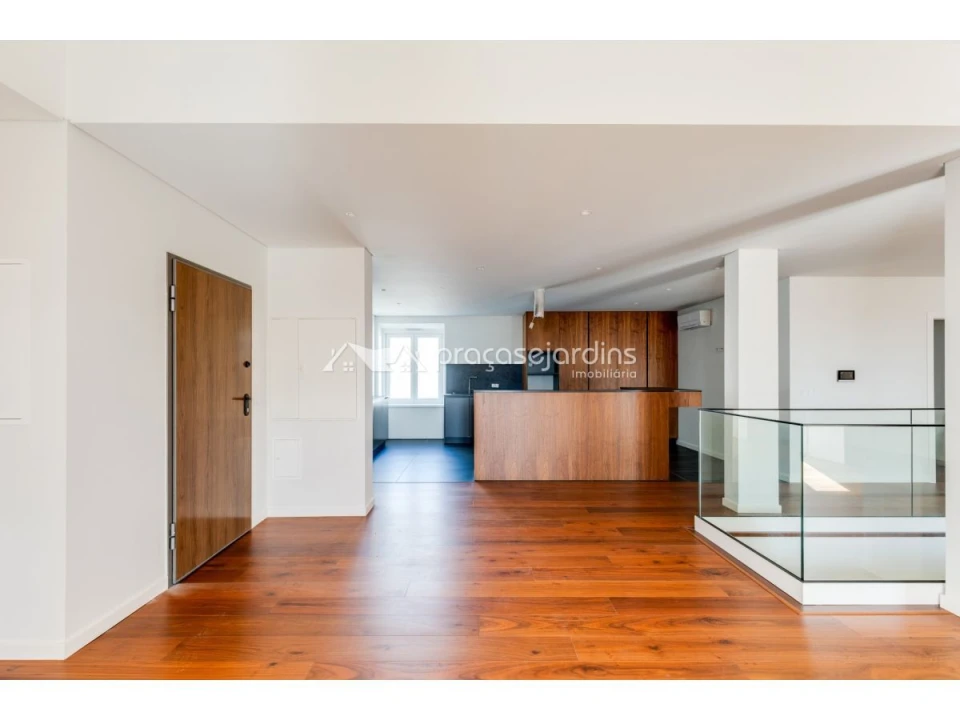 Apartamento T4 para Venda em Leiria, Pousos, Barreira e Cortes Foto 4