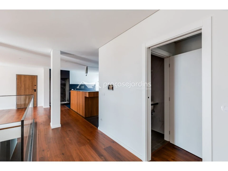 Apartamento T4 para Venda em Leiria, Pousos, Barreira e Cortes Foto 7
