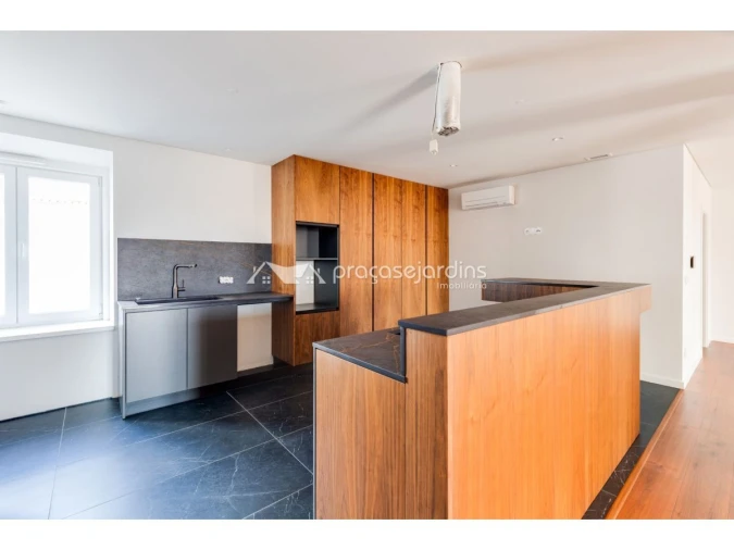 Apartamento T4 para Venda em Leiria, Pousos, Barreira e Cortes Foto 9