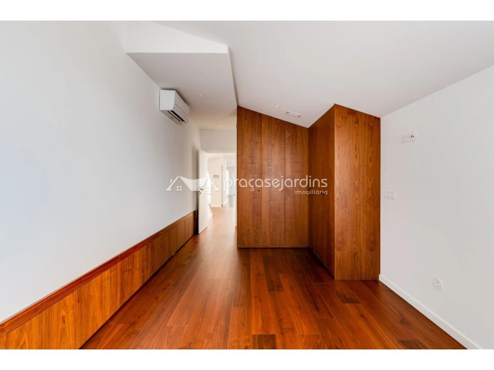 Apartamento T3 para Venda em Leiria, Pousos, Barreira e Cortes Foto 9