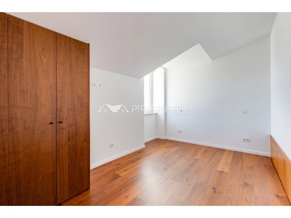 Apartamento T3 para Venda em Leiria, Pousos, Barreira e Cortes Foto 6