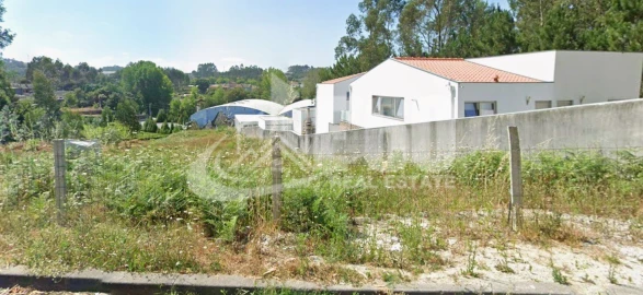 Terreno para Venda em Fiães