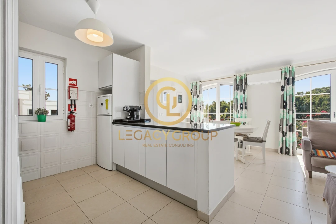 Apartamento T2 para Venda em Quarteira Foto 18