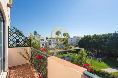 Apartamento T2 para Venda em Quarteira