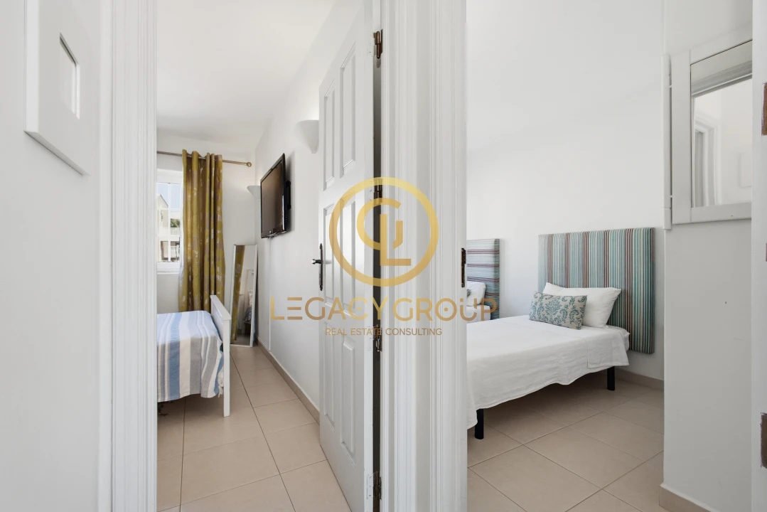 Apartamento T2 para Venda em Quarteira Foto 19