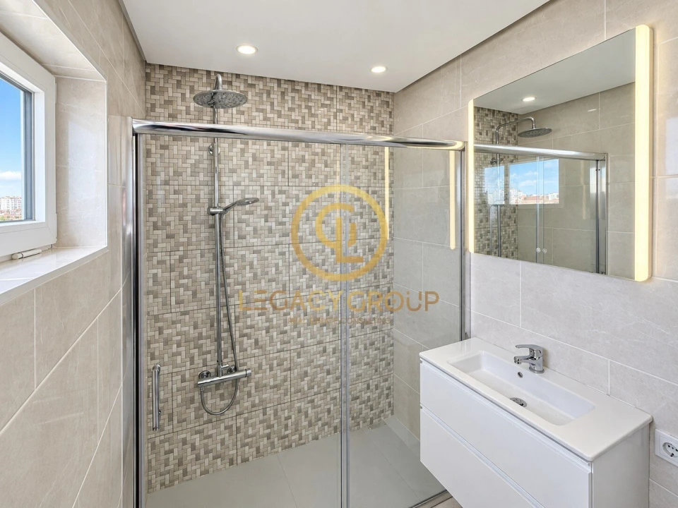 Apartamento T2 para Venda em Portimão Foto 20